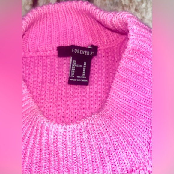 Forever 21 Cold shoulder sweater - Picture 3 of 5